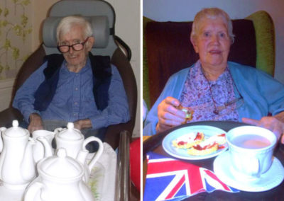 Loose Valley residents enjoying an afternoon tea with scones and jam