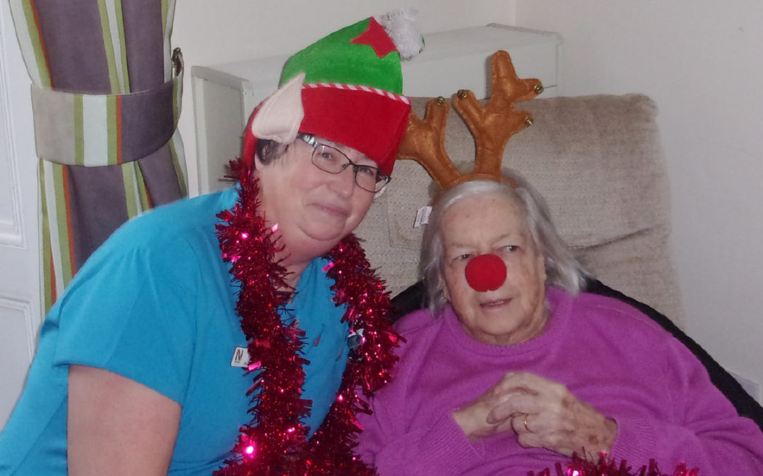 Christmas Show with Jasmine at Loose Valley Care Home