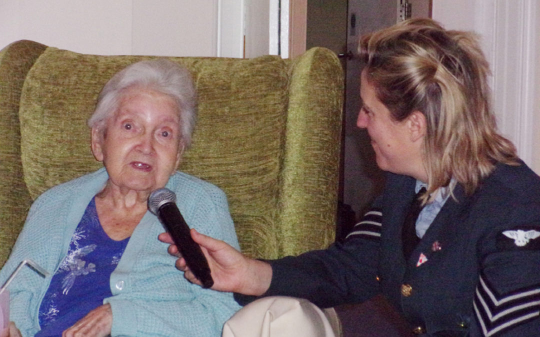Wartime singer at Loose Valley Care Home